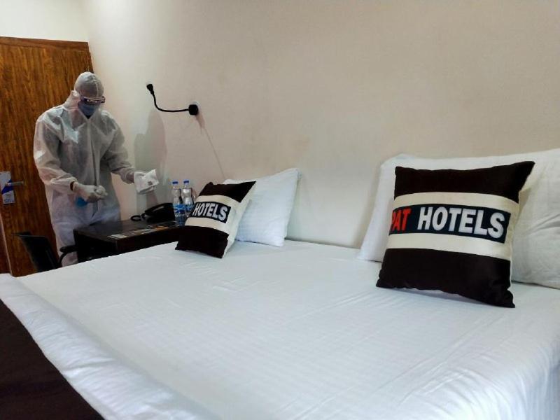 Pat Hotels Indore Ngoại thất bức ảnh