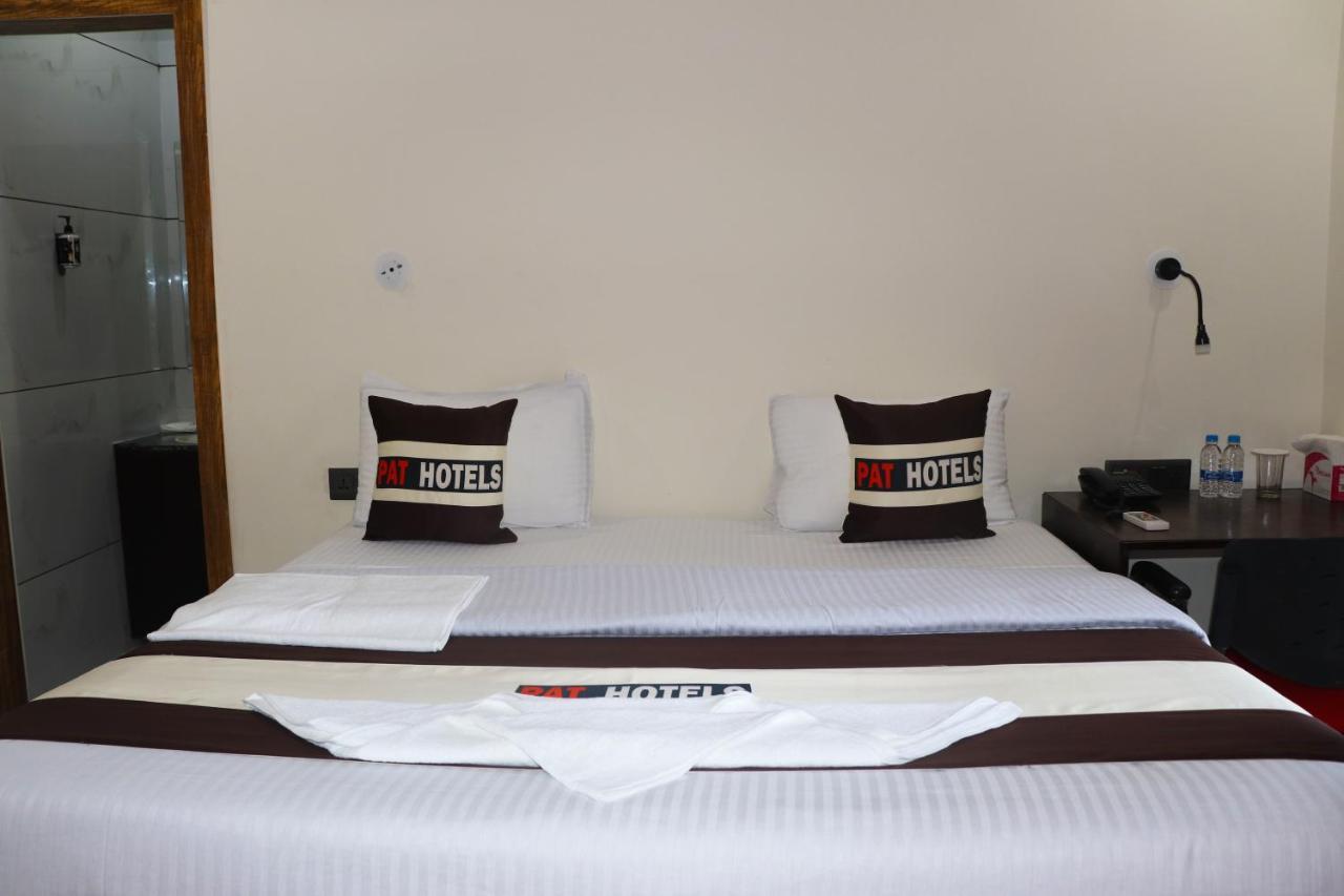 Pat Hotels Indore Ngoại thất bức ảnh