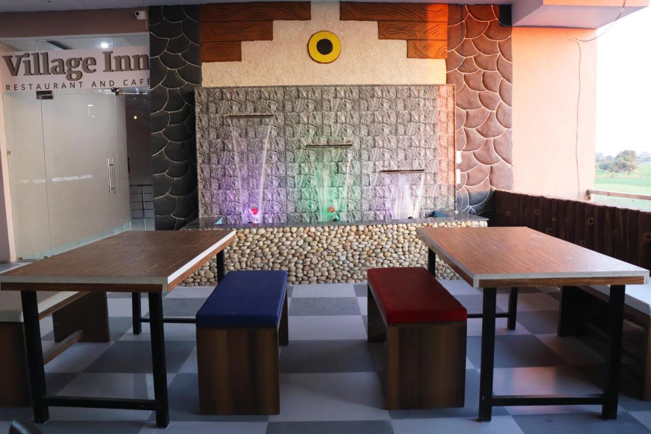 Pat Hotels Indore Ngoại thất bức ảnh