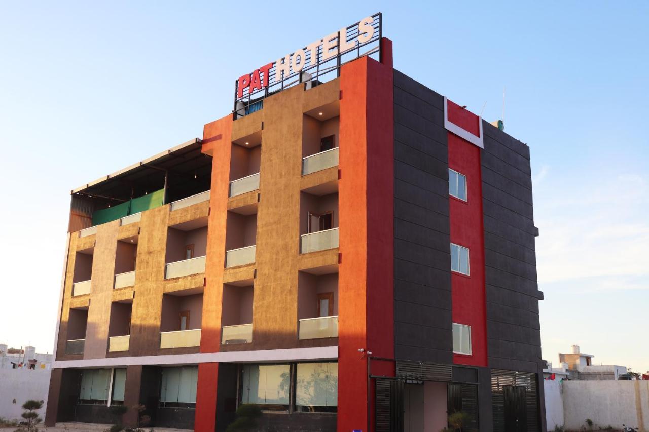 Pat Hotels Indore Ngoại thất bức ảnh