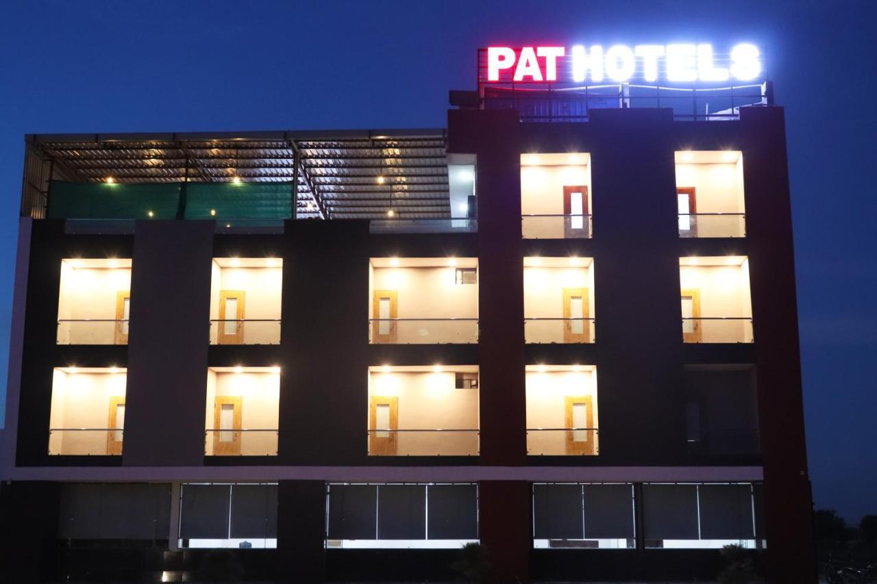 Pat Hotels Indore Ngoại thất bức ảnh