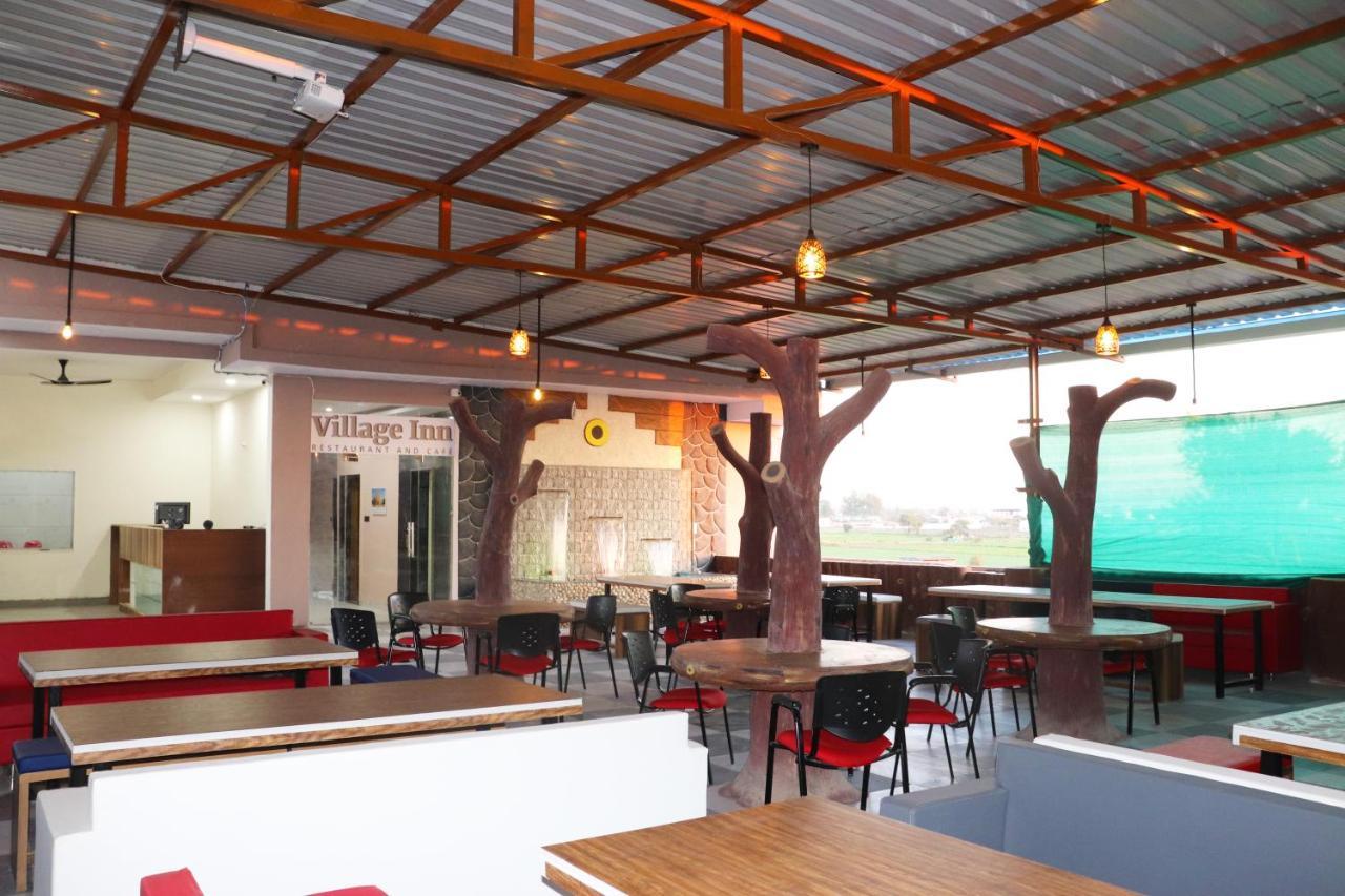 Pat Hotels Indore Ngoại thất bức ảnh