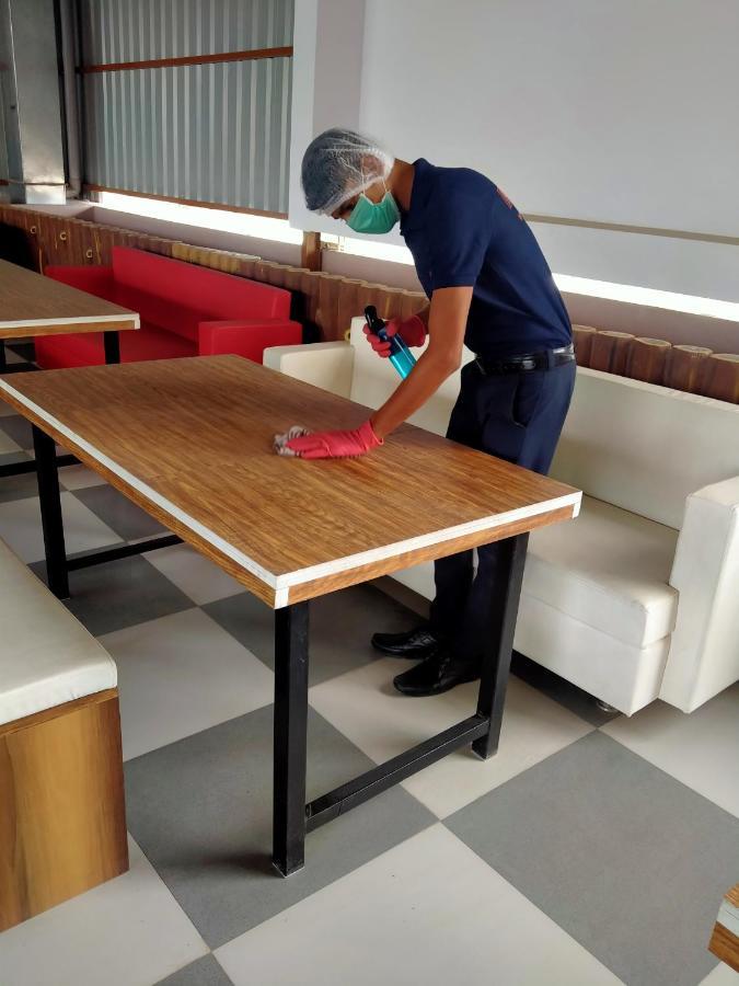 Pat Hotels Indore Ngoại thất bức ảnh